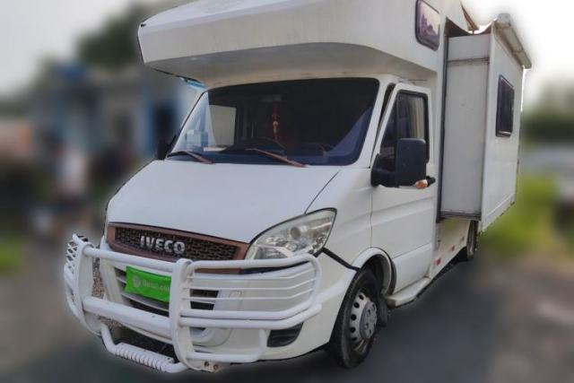 Iveco Power Daily 2016 3.0T-A37 Prestige High-Roof F1C usado