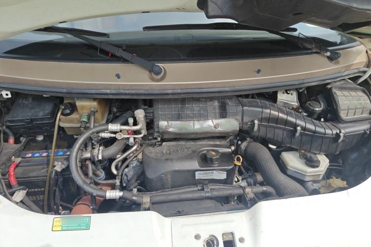 Used Iveco Power Daily  Engine Bay