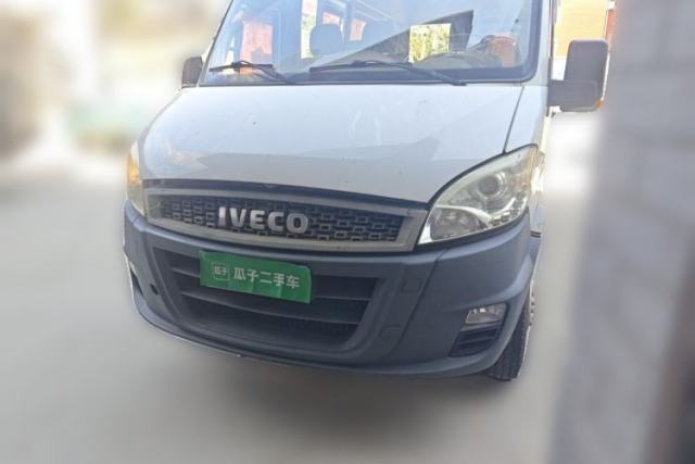Iveco Power Daily 2017 2.5T Deluxe A37 High-Roof 6-7 Seater Bus 47Z5 usado
