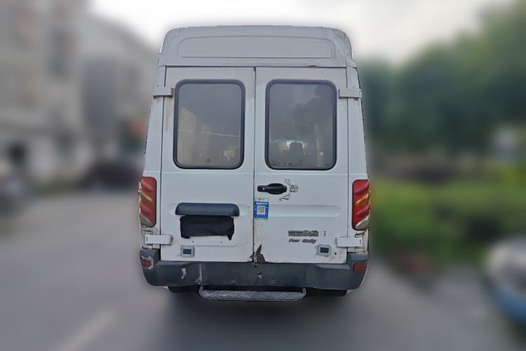 Used Iveco Power Daily 2017 2.5T Classic A37 High-Roof 7-Seater Passenger Van 47Z5 Rear