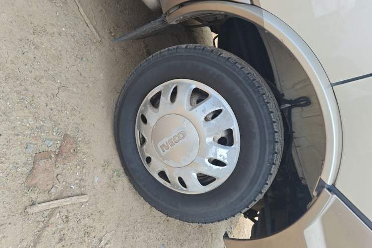 Used Iveco Power Daily  Right Front Wheel Hub