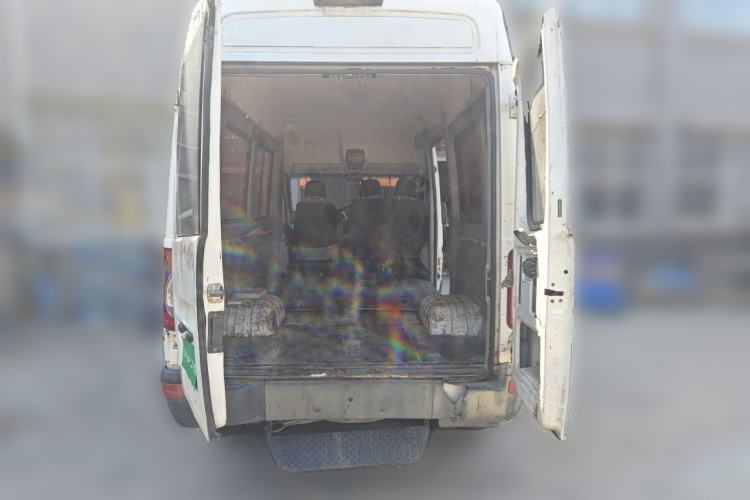 Used Iveco Power Daily 2017 2.5T Deluxe A37 High-Roof 6-7 Seater Bus 47Z5 Trunk