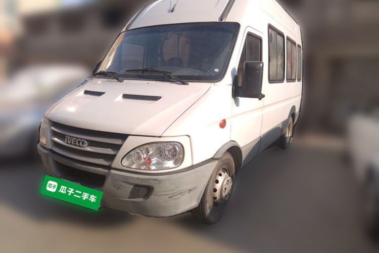 Używany Iveco Power Daily 2017 2.5T Deluxe A37 High-Roof 6-7 Seater Bus 47Z5 Guazi used car, China used car export, Used car for sale, Used  cars, Cheapest cars for sale