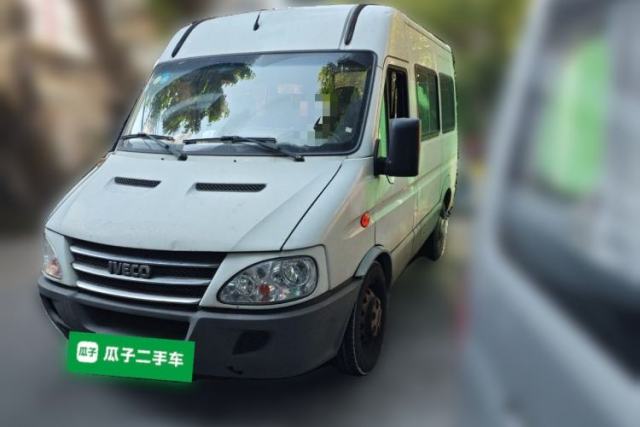 Used Iveco Power Daily 2017 2.5T Classic A32 Mid-Roof 6-7 Seater Bus 47Z5