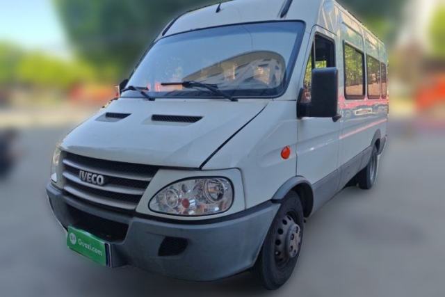 Used Iveco Power Daily 2017 2.5T Classic A37 Mid-Roof 7-Seater Bus 47Z5