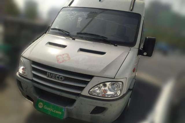 Used Iveco Power Daily 2017 2.5T Classic A32 Mid-Roof 6-7 Seater Bus 47Z5