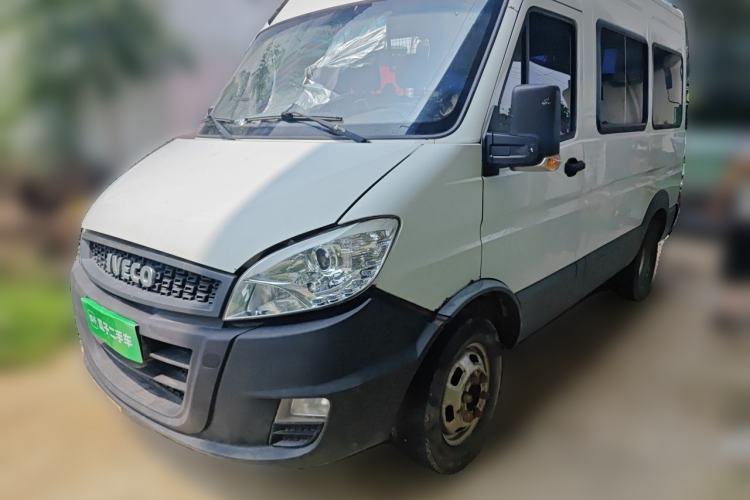 Used Iveco Power Daily 2017 2.5T Classic A32 Mid-Roof 6-7 Seater Bus 47Z5 Guazi used car, China used car export, Used car for sale, Used  cars, Cheapest cars for sale