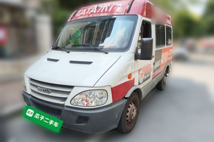Used Iveco Power Daily 2017 2.5T Classic A32 Mid-Roof 6-7 Seater Bus 47Z5 Guazi used car, China used car export, Used car for sale, Used cars, Cheapest cars for sale