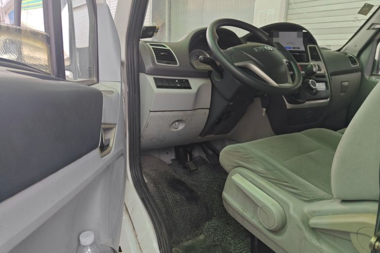 Used Iveco Power Daily 2017 3.0T Deluxe A32 Mid-Roof 6-7 Seater F1CE34818 Driver Seat