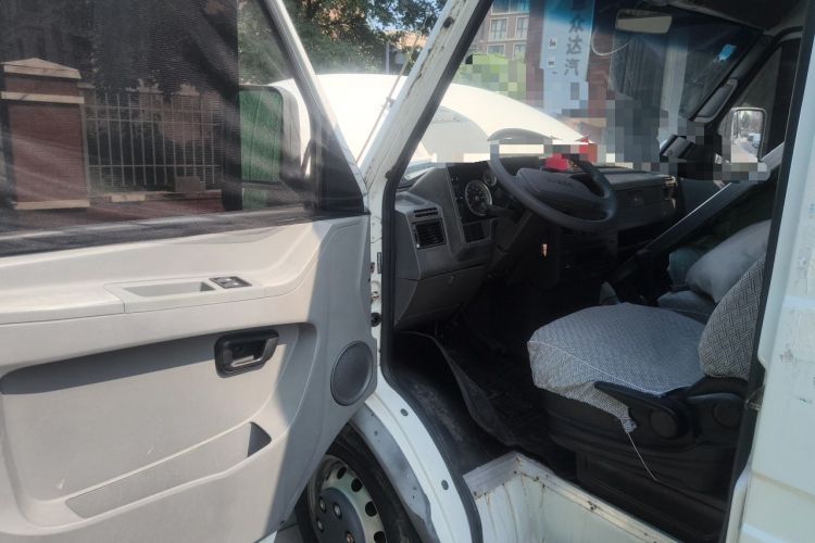 Used Iveco Power Daily 2017 2.5T Classic A32 Mid-Roof 6-7 Seater Bus 47Z5 Driver Seat