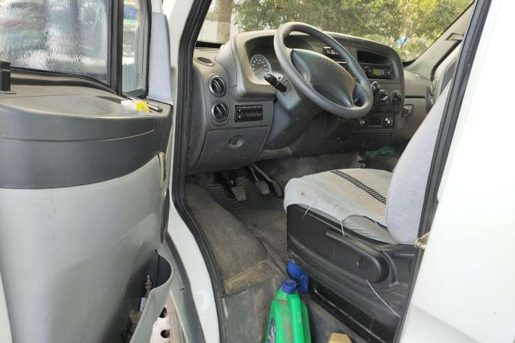 Used Iveco Power Daily 2017 2.5T Deluxe A37 High-Roof 6-7 Seater Bus 47Z5 Driver Seat