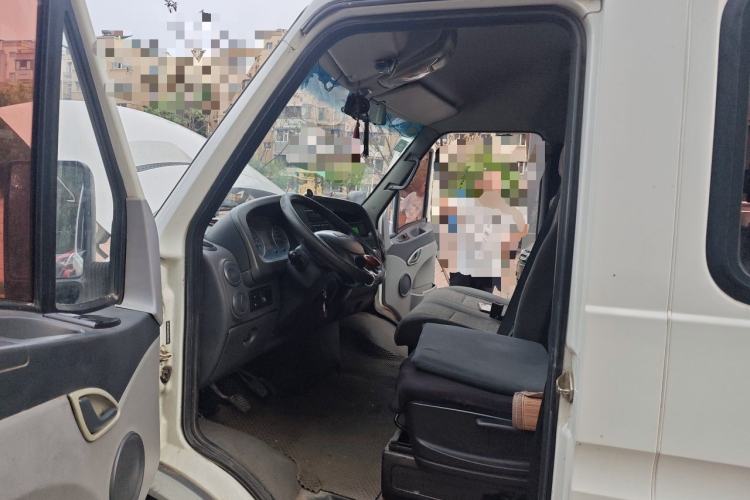 Used Iveco Power Daily 2017 2.5T Classic A37 Mid-Roof 7-Seater Bus 47Z5 Driver Seat