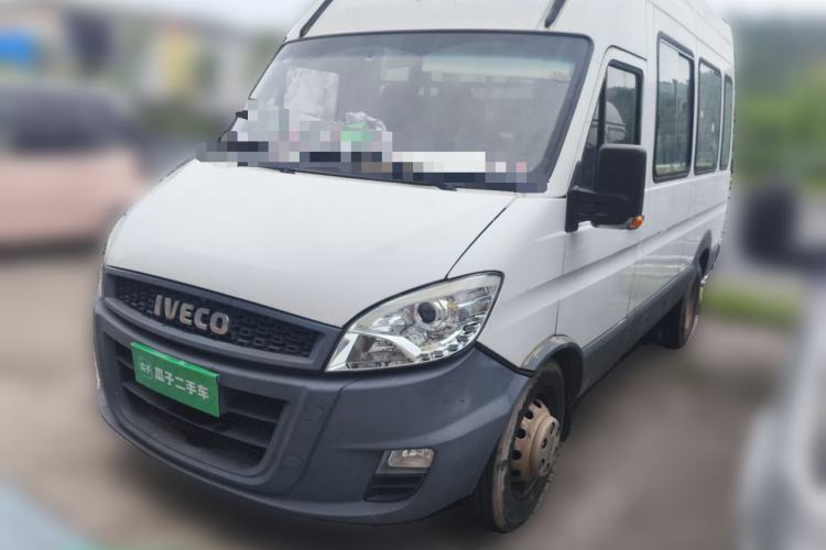 Used Iveco Power Daily 2017 2.5T Deluxe A37 High-Roof 6-7 Seater Bus 47Z5 Guazi used car, China used car export, Used car for sale, Used cars, Cheapest cars for sale
