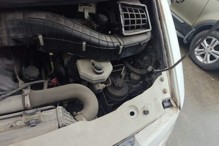 Used Iveco Power Daily 2017 2.5T Deluxe A37 Mid-Roof 6-7 Seater Bus 47Z5 Engine Bay Left