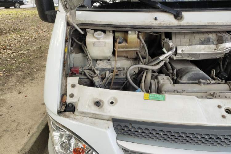 Used Iveco Power Daily 2017 2.5T Deluxe A37 High-Roof 6-7 Seater Bus 47Z5 Engine Bay Right