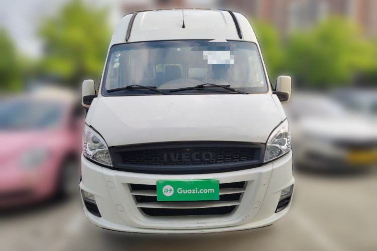 Used Iveco Power Daily 2017 2.5T Deluxe A37 High-Roof 6-7 Seater Bus 47Z5 Front