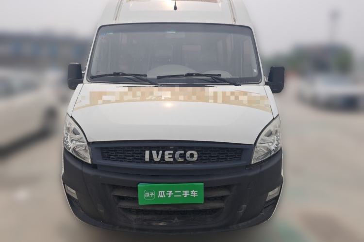 Used Iveco Power Daily 2017 2.5T Deluxe A37 High-Roof 6-7 Seater Bus 47Z5 Front