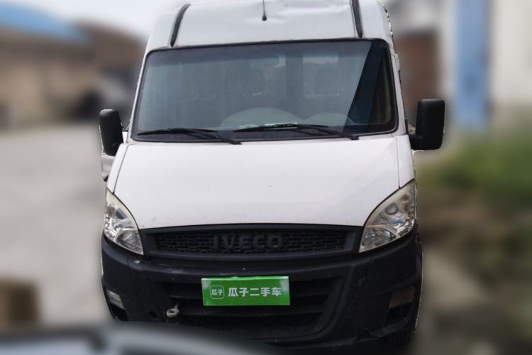 Used Iveco Power Daily 2017 2.5T Deluxe A37 Mid-Roof 6-7 Seater Bus 47Z5 Front