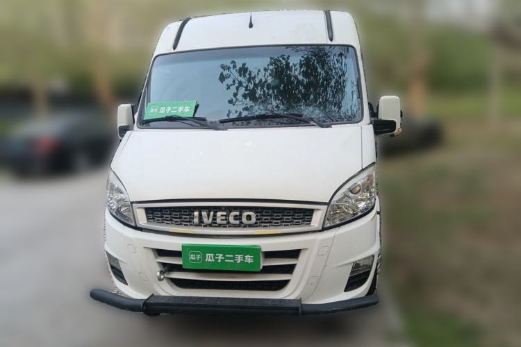 Used Iveco Power Daily  Front