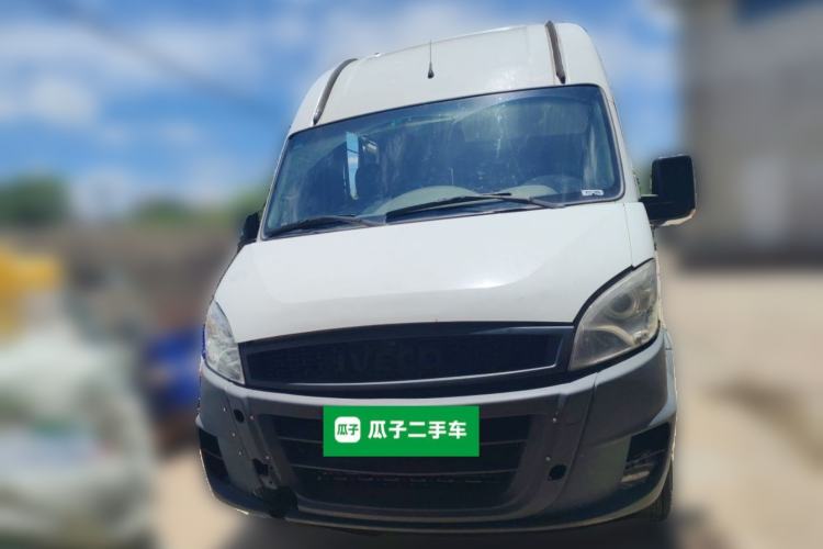 Used Iveco Power Daily 2017 3.0T Prestige A37 High-Roof 6-7 Seater F1CE34818 Front