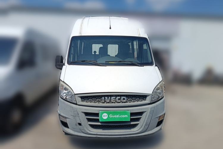 Used Iveco Power Daily 2017 2.5T Deluxe A37 High-Roof 6-7 Seater Bus 47Z5 Front