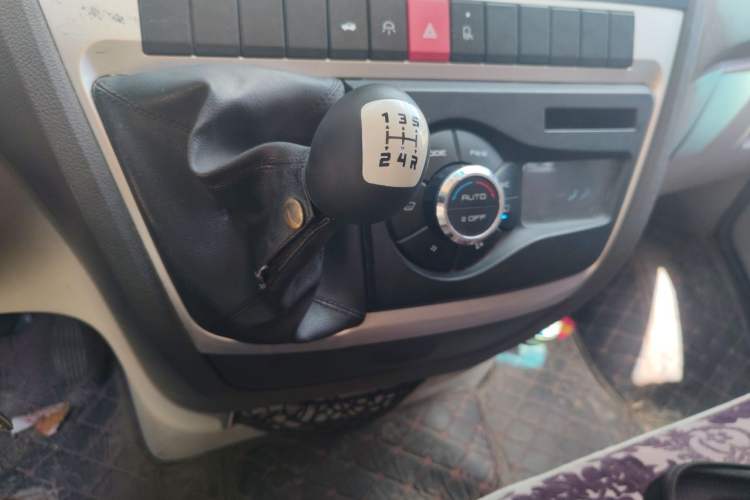 Used Iveco Power Daily 2017 3.0T Prestige A37 High-Roof 6-7 Seater F1CE34818 Gear Lever