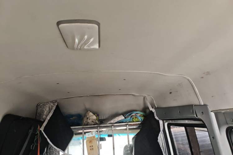 Used Iveco Power Daily 2017 2.5T Classic A37 High-Roof 7-Seater Passenger Van 47Z5 Headliner