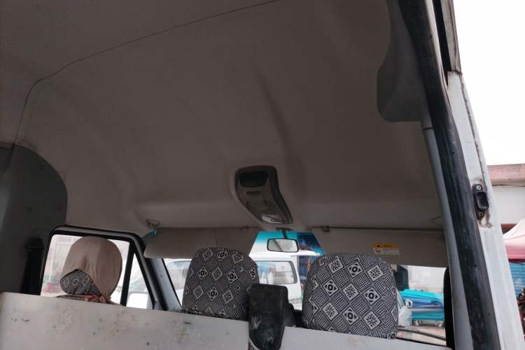 Used Iveco Power Daily 2017 2.5T Deluxe A37 High-Roof 6-7 Seater Bus 47Z5 Headliner