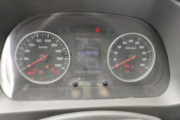 Used Iveco Power Daily 2017 2.5T Classic A32 Mid-Roof 6-7 Seater Bus 47Z5 Instrument Cluster