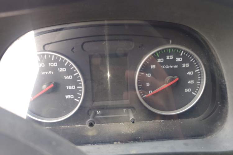 Used Iveco Power Daily 2017 2.5T Classic A32 Mid-Roof 6-7 Seater Bus 47Z5 Instrument Cluster