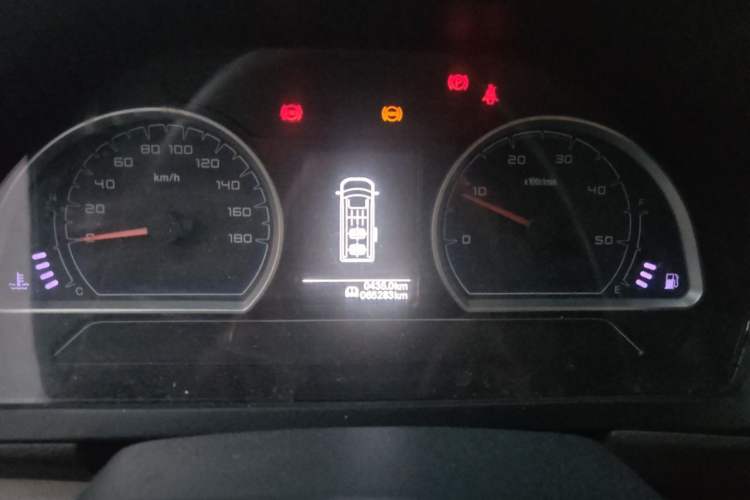 Used Iveco Power Daily 2017 2.5T Deluxe A37 Mid-Roof 6-7 Seater Bus 47Z5 Instrument Cluster