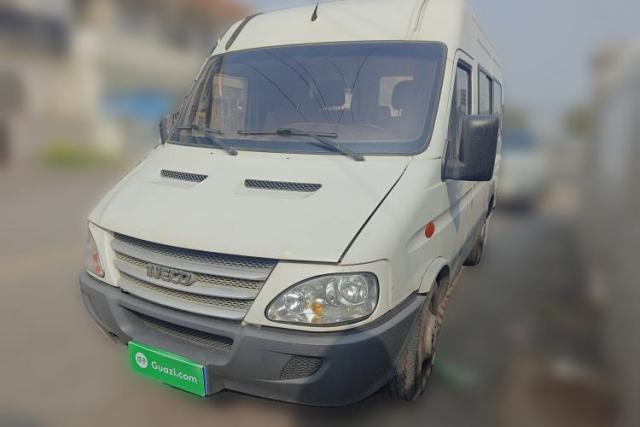 Used Iveco Power Daily 2017 2.5T Classic A32 Mid-Roof 6-7 Seater Bus 47Z5