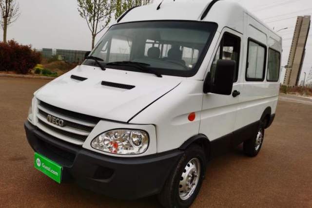 Used Iveco Power Daily 2017 2.5T Classic A32 Mid-Roof 6-7 Seater Bus 47Z5