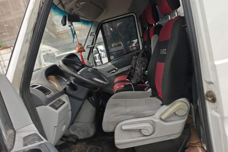 Used Iveco Power Daily  Left Front Seat