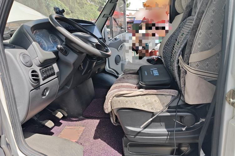 Used Iveco Power Daily  Left Front Seat