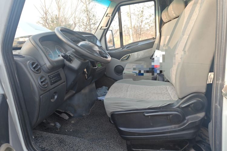 Used Iveco Power Daily 2017 2.8T Prestige V39 Van High Roof Model 43S5 Left Front Seat