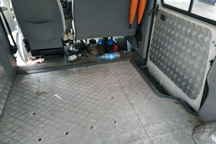 Used Iveco Power Daily 2017 2.5T Classic A32 Mid-Roof 6-7 Seater Bus 47Z5 Left Rear Seat