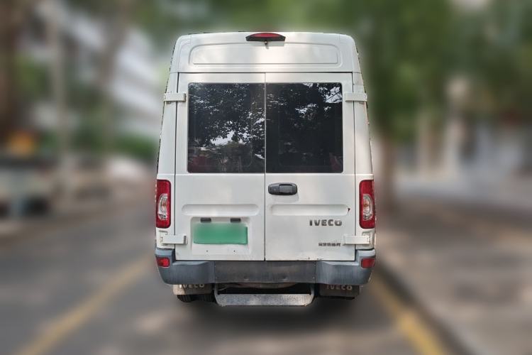 Used Iveco Power Daily 2017 2.5T Classic A37 High-Roof 7-Seater Passenger Van 47Z5 Rear