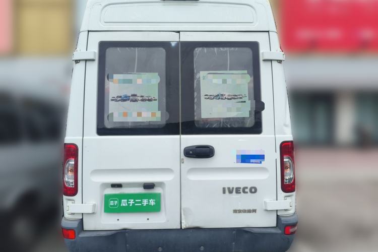 Used Iveco Power Daily 2017 2.5T Deluxe A37 High-Roof 6-7 Seater Bus 47Z5 Rear