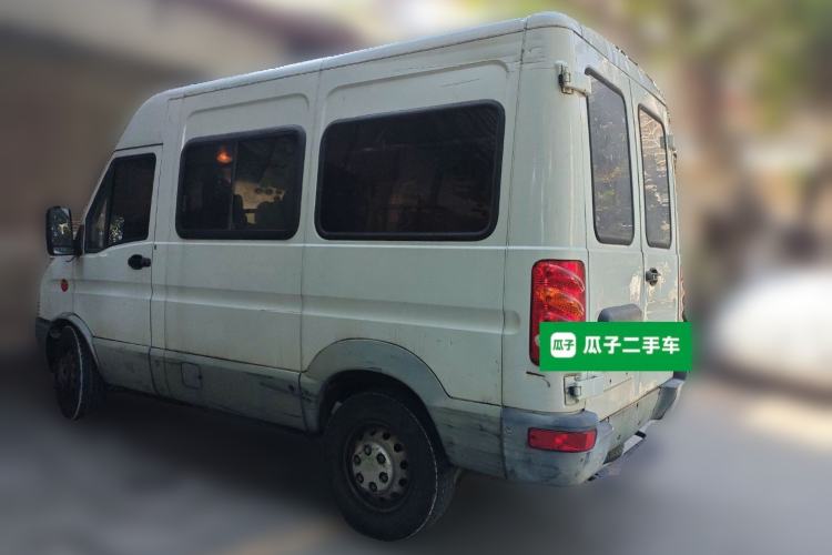 Used Iveco Power Daily 2017 2.5T Classic A32 Mid-Roof 6-7 Seater Bus 47Z5 Rear Left 45 Deg