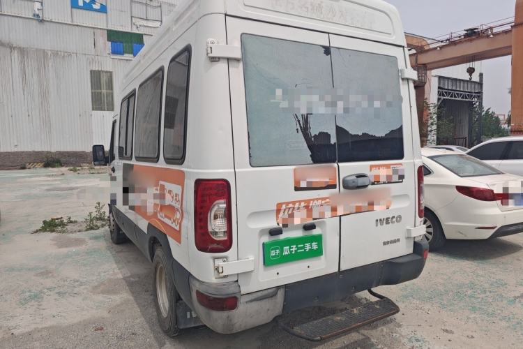 Used Iveco Power Daily 2017 2.5T Deluxe A37 High-Roof 6-7 Seater Bus 47Z5 Rear Left 45 Deg