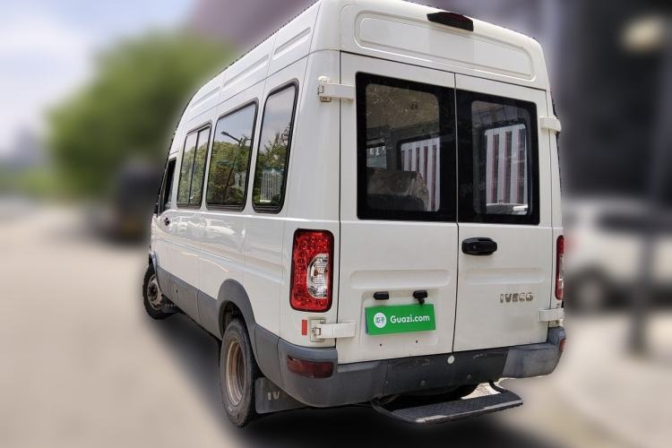 Used Iveco Power Daily 2017 2.5T Deluxe A37 High-Roof 6-7 Seater Bus 47Z5 Rear Left 45 Deg