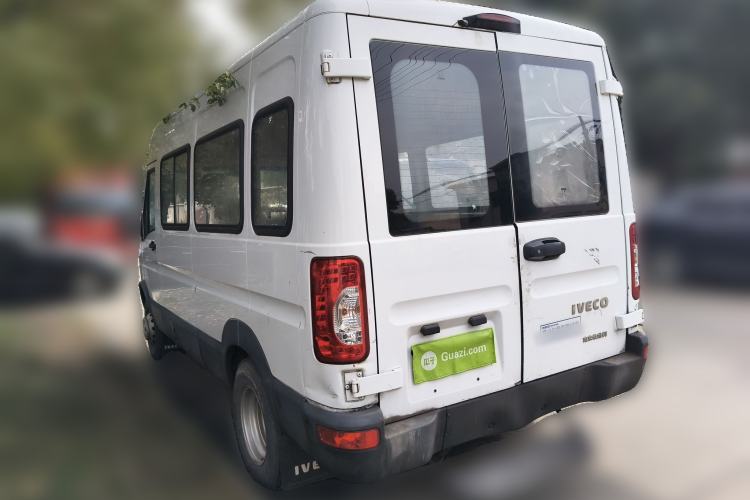 Used Iveco Power Daily 2017 2.5T Deluxe A37 Mid-Roof 6-7 Seater Bus 47Z5 Rear Left 45 Deg