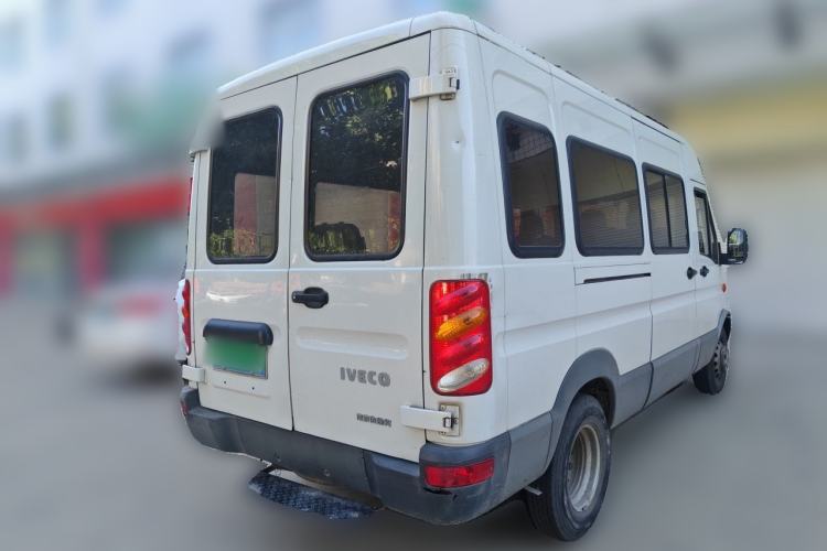 Used Iveco Power Daily 2017 2.5T Classic A37 Mid-Roof 7-Seater Bus 47Z5 Rear Right 45 Deg