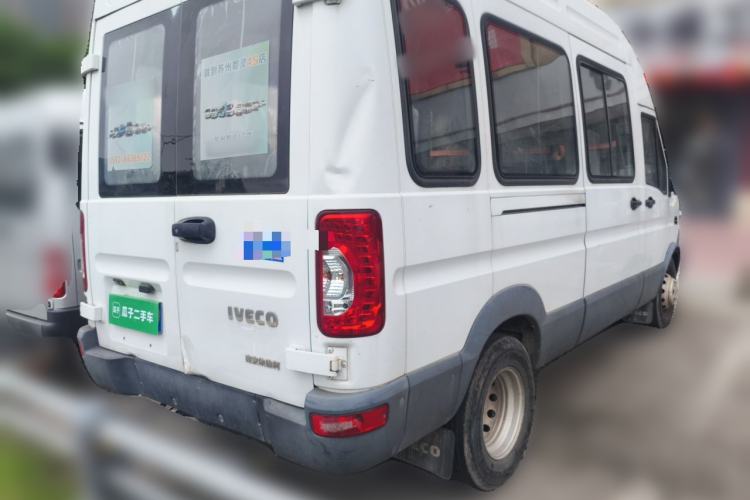 Used Iveco Power Daily 2017 2.5T Deluxe A37 High-Roof 6-7 Seater Bus 47Z5 Rear Right 45 Deg
