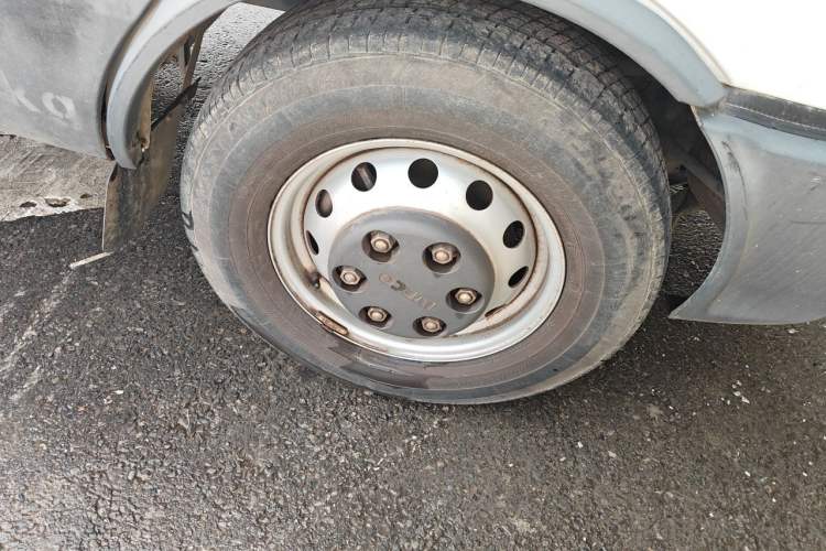 Used Iveco Power Daily  Right Front Wheel Hub