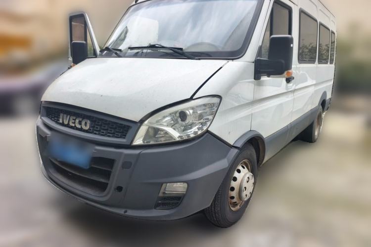 Iveco Power Daily 2017 2.5T Deluxe A37 High-Roof 6-7 Seater Bus 47Z5 с пробегом Guazi used car, China used car export, Used car for sale, Used cars, Cheapest cars for sale