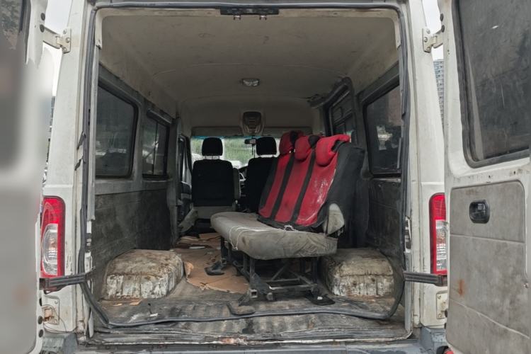 Used Iveco Power Daily  Trunk