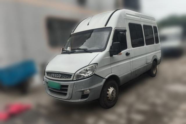 Used Iveco Power Daily 2017 2.5T Classic A37 High-Roof 7-Seater Passenger Van 47Z5