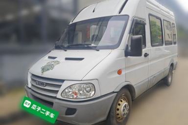 Used Iveco Power Daily 2017 2.5T Classic A37 High-Roof 7-Seater Passenger Van 47Z5